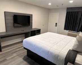 Day use room at Five Star Inn West Covina.