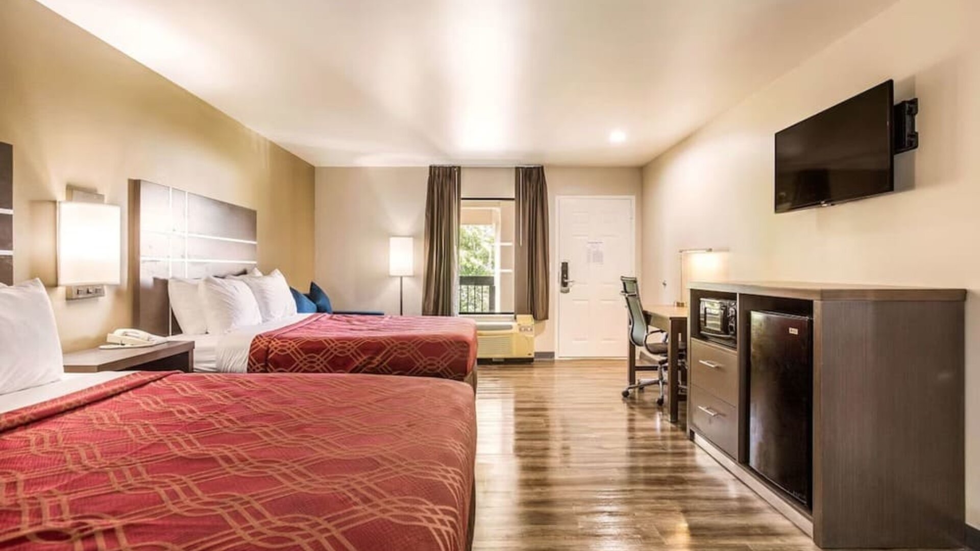 Day use room at Econo Lodge Inn & Suites Murfreesboro Shopping District.