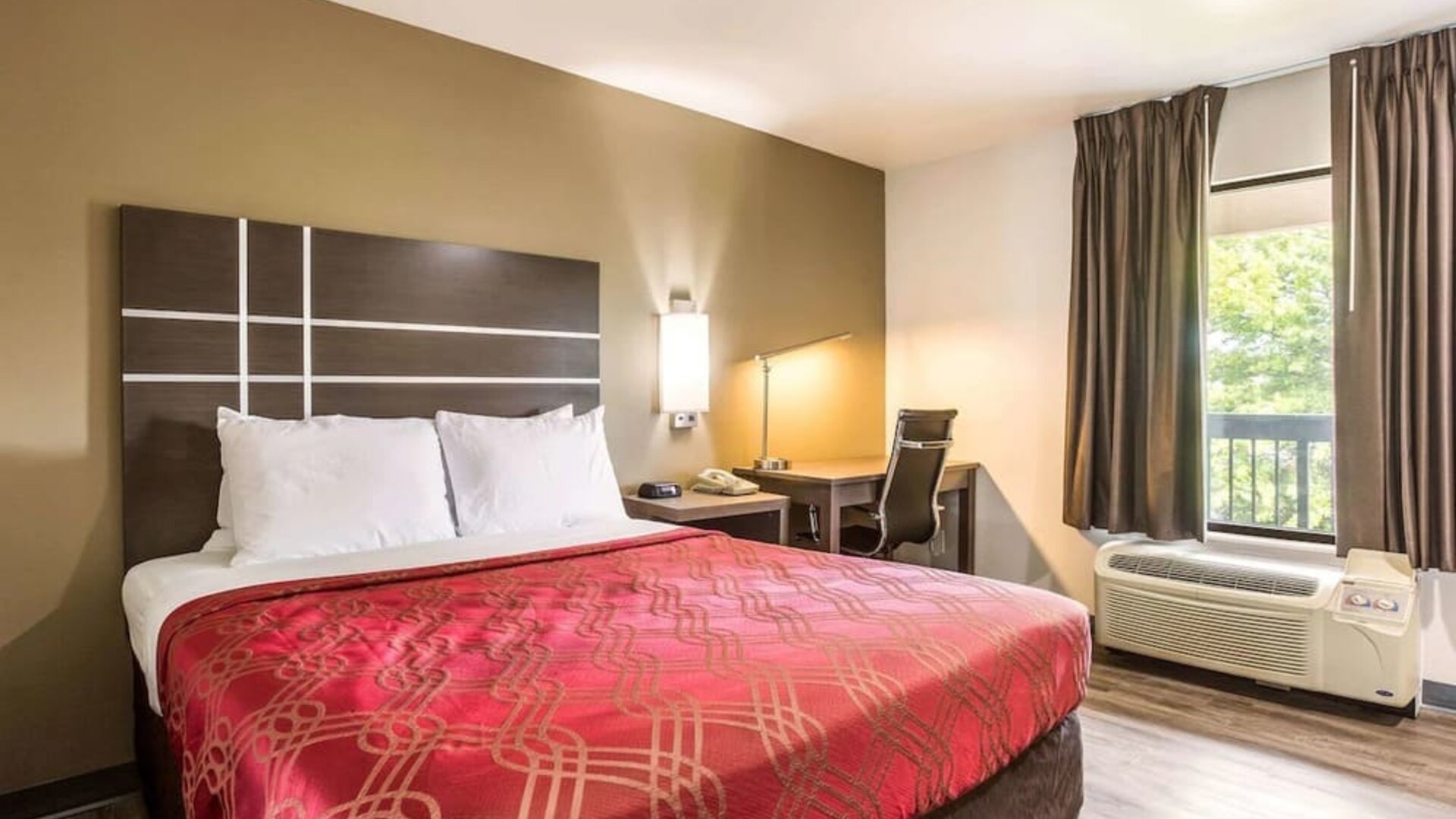 Day use room at Econo Lodge Inn & Suites Murfreesboro Shopping District.