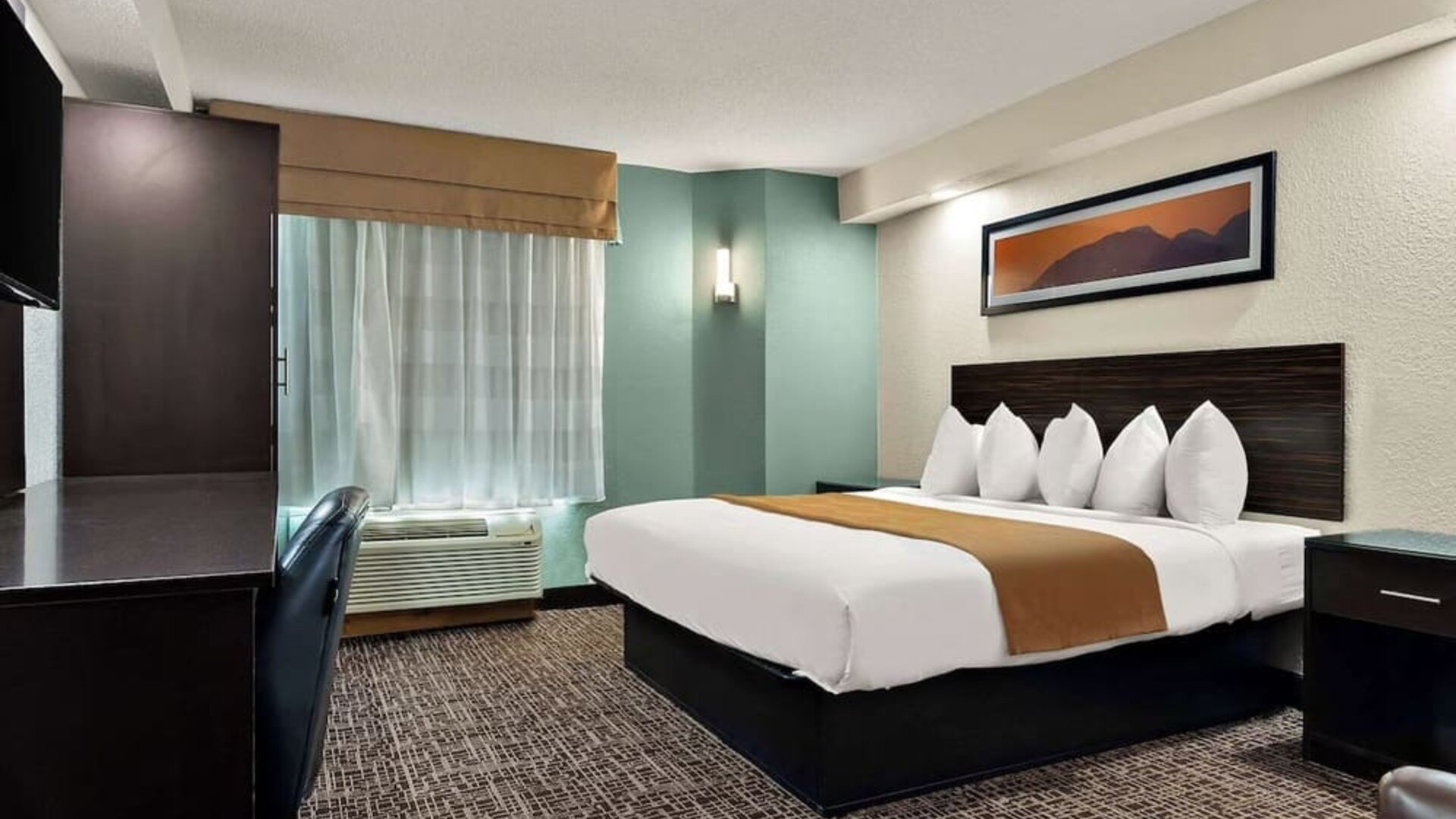 Day use room at Quality Inn Memphis Northeast Near I-40.