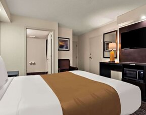 Day use room at Quality Inn Memphis Northeast Near I-40.