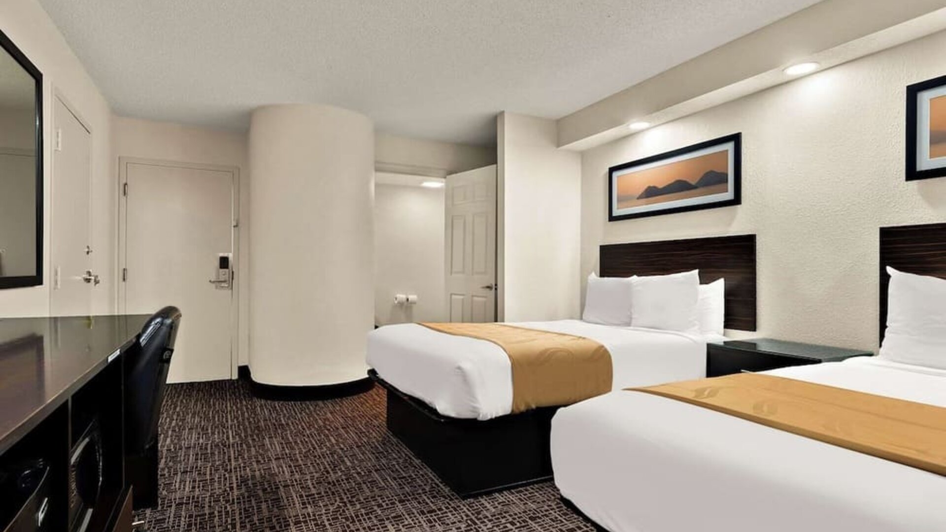 Day use room at Quality Inn Memphis Northeast Near I-40.