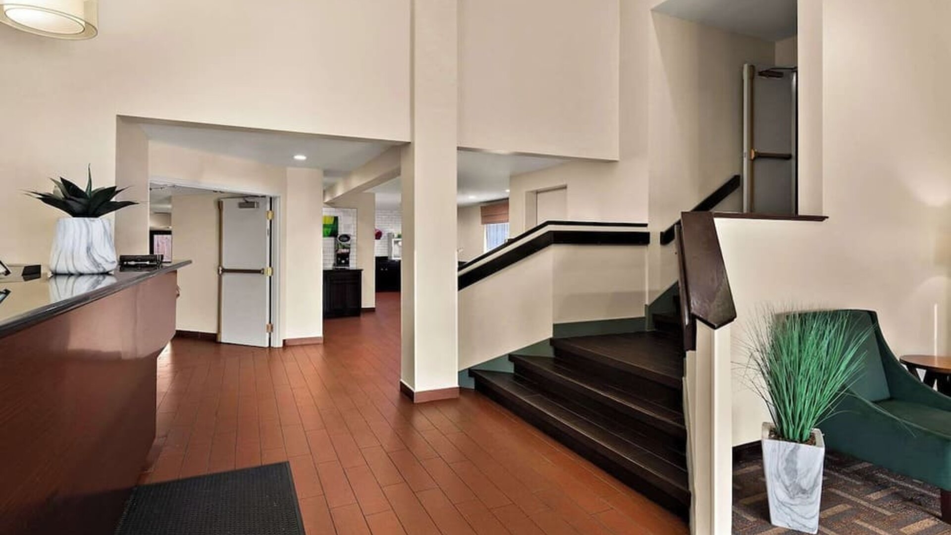 Reception hall at Quality Inn Memphis Northeast Near I-40.