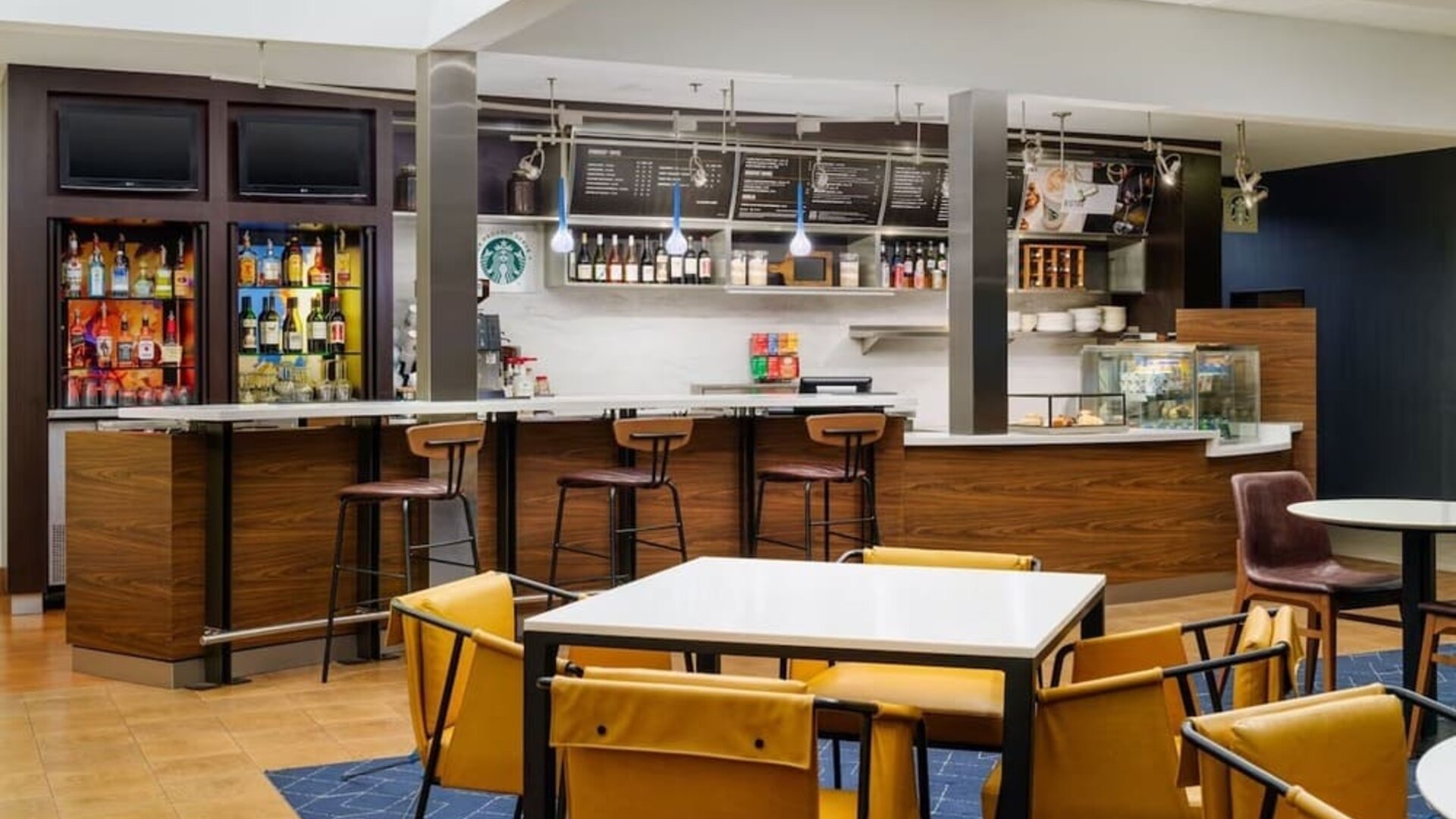 Restaurant at Courtyard By Marriott Columbus Worthington.