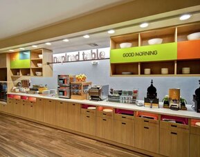 Breakfast available at Home2 Suites El Reno.