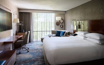 Day use room with natural light at Boston Marriott Newton.