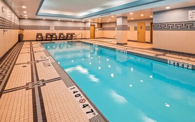 Indoor pool at Best Western Premier Toronto Airport Carlingview.