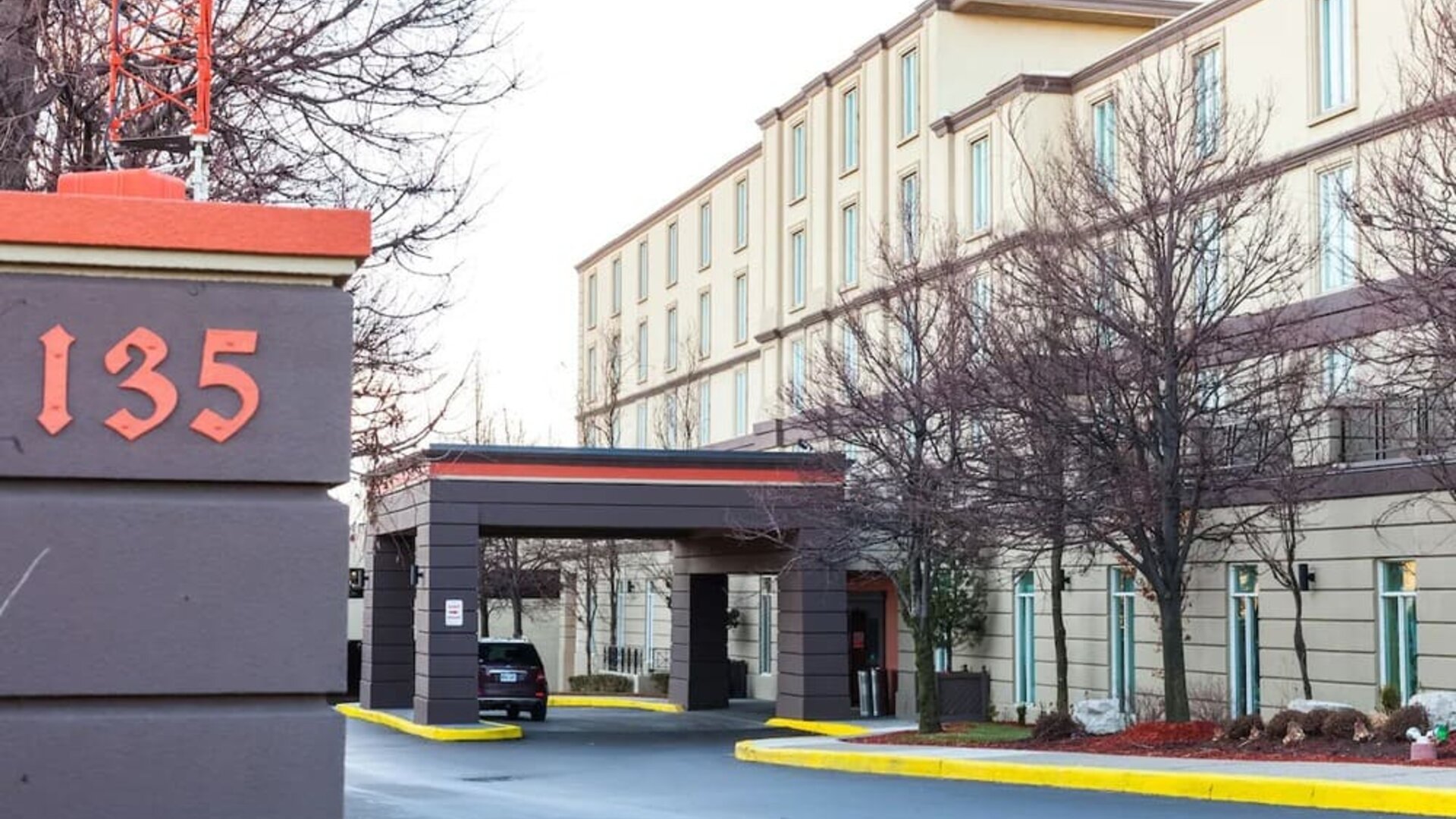 Hotel exterior at Best Western Premier Toronto Airport Carlingview.