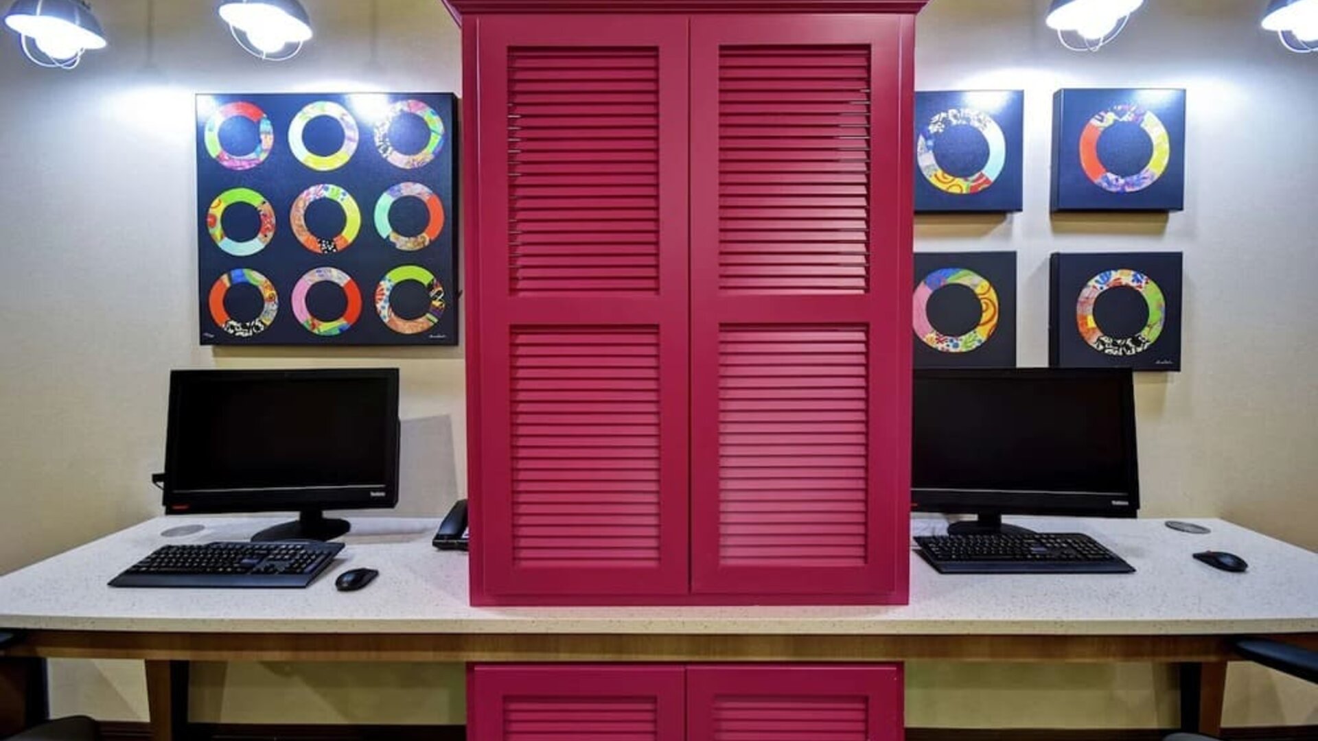 Business center at Home2 Suites By Hilton El Reno.