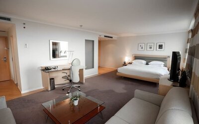 Day use room at Hilton Dusseldorf.