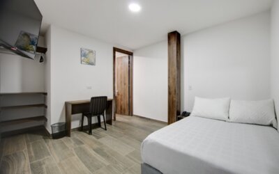 XLiving Host & Rooms