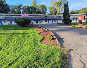Property exterior at Econo Lodge Lee - Great Barrington.
