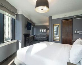 Day use room at Eurostars The Boxer.