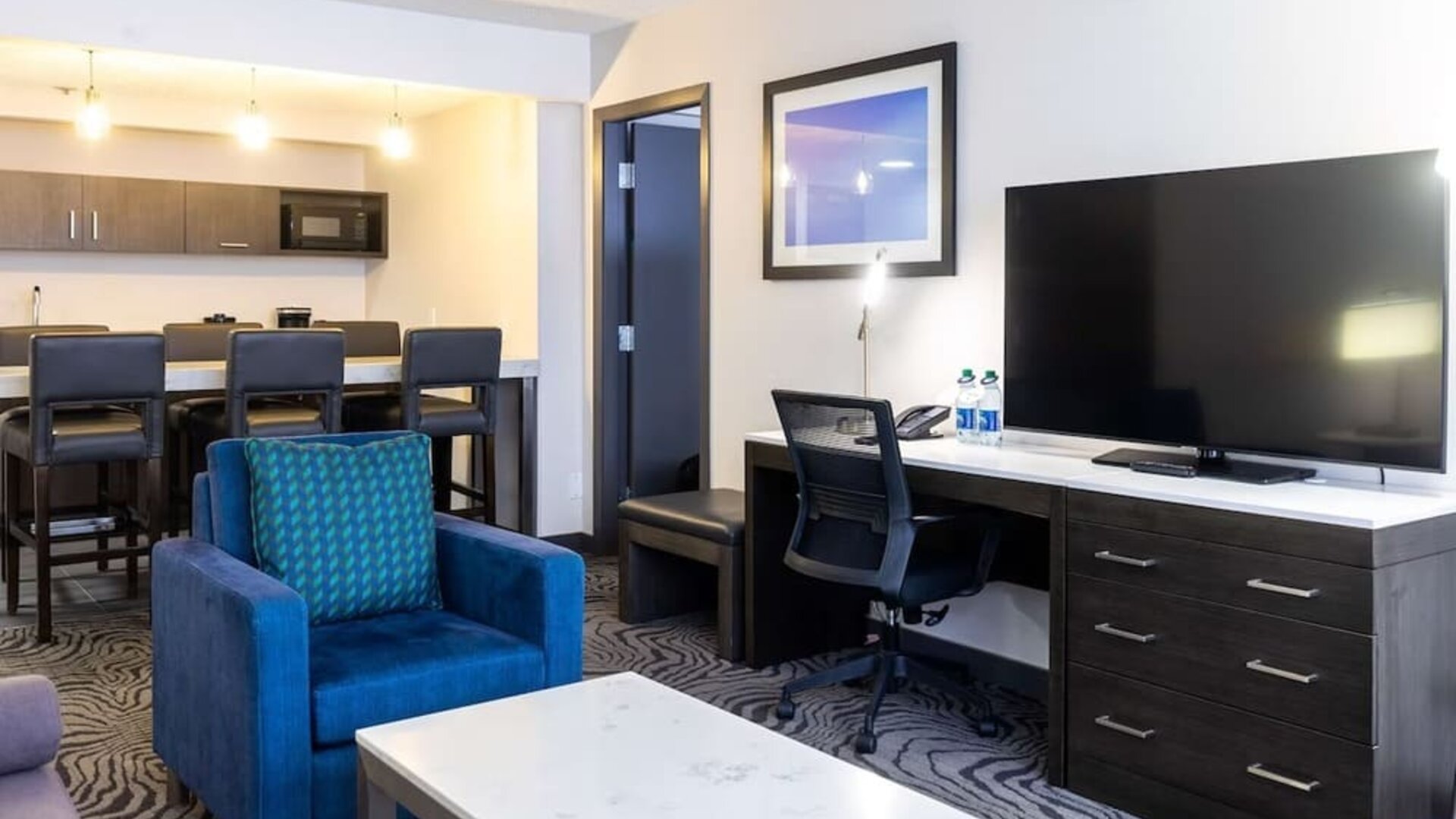 Lounge area at DoubleTree By Hilton Calgary North.