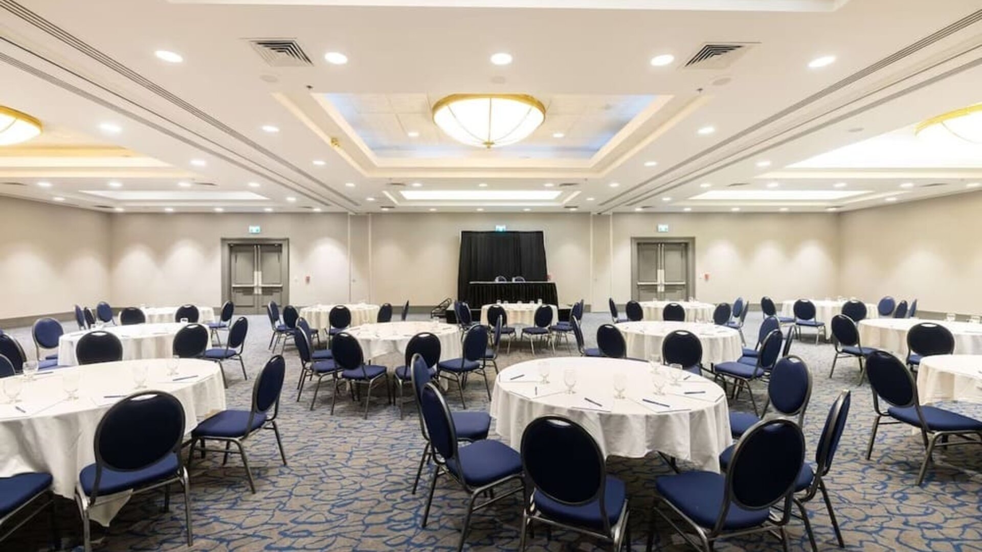 Meeting room at DoubleTree By Hilton Calgary North.
