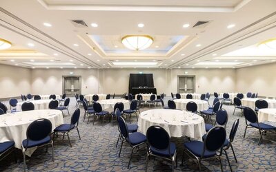 Meeting room at DoubleTree By Hilton Calgary North.