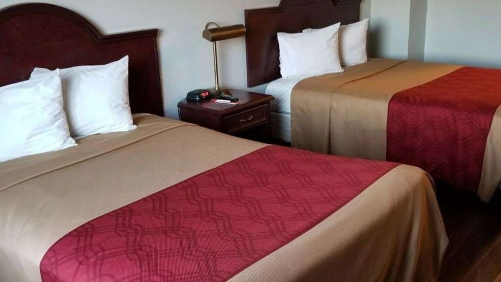 Day use room at Baymont By Wyndham Montreal Airport.