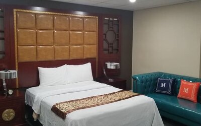 Day use room at Baymont By Wyndham Montreal Airport.