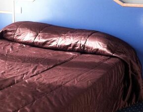 Hôtel Paris Père-Lachaise République