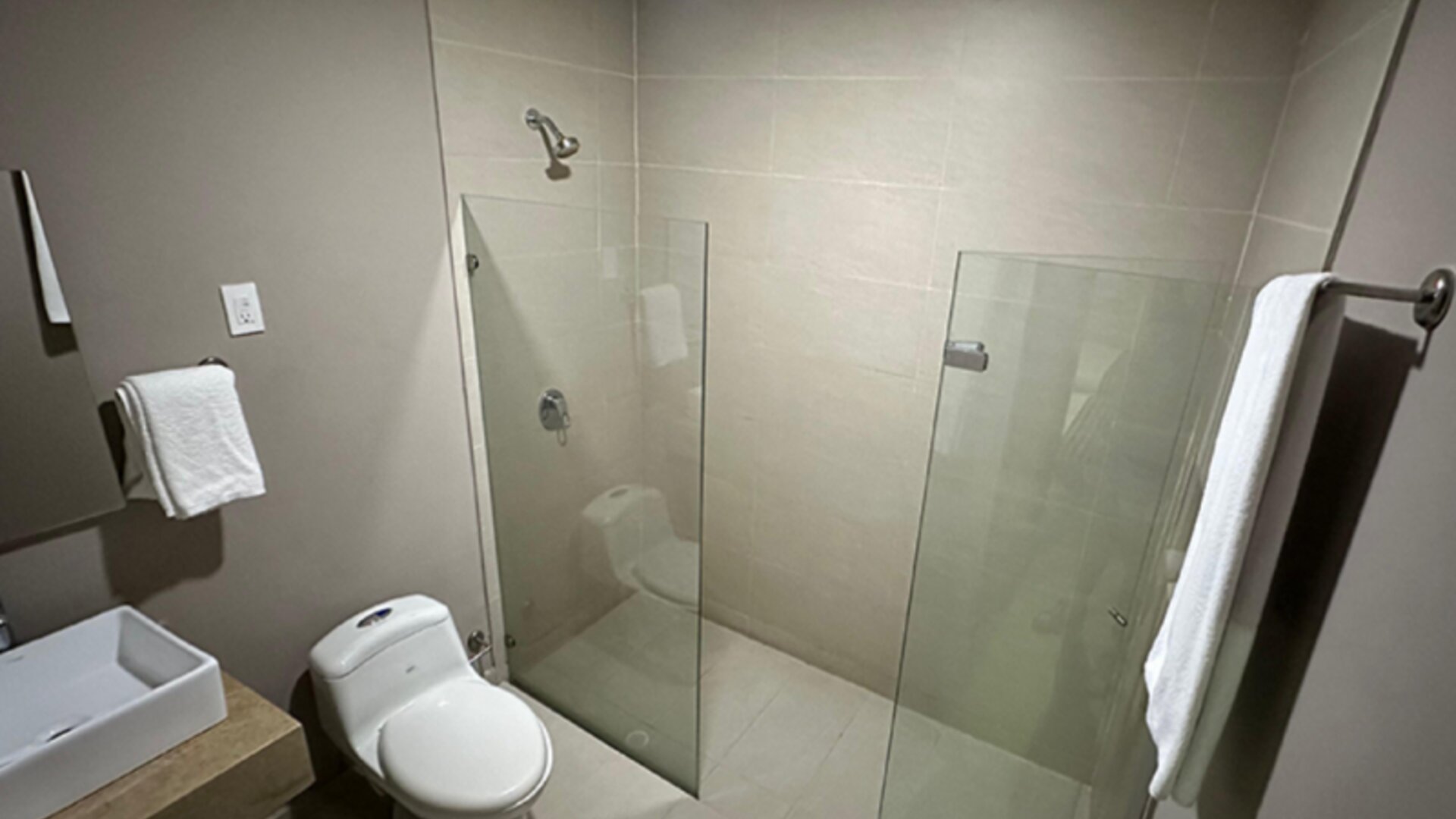 Hotel Caribana Express