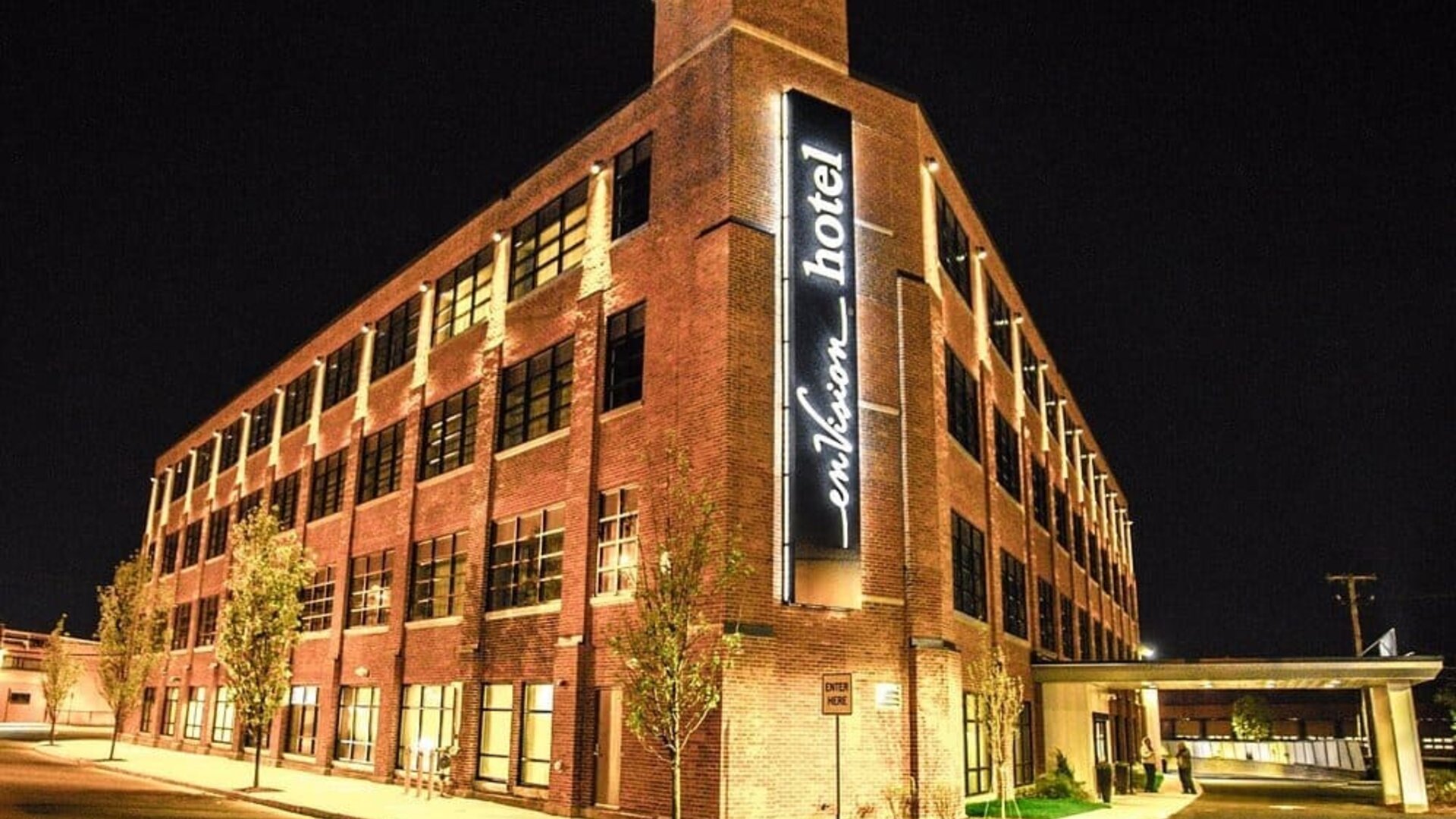 Hotel exterior at Envision Hotel Boston-Everett.