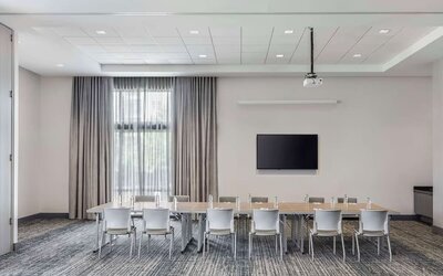 Meeting room at Embassy Suites By Hilton Atlanta Midtown.