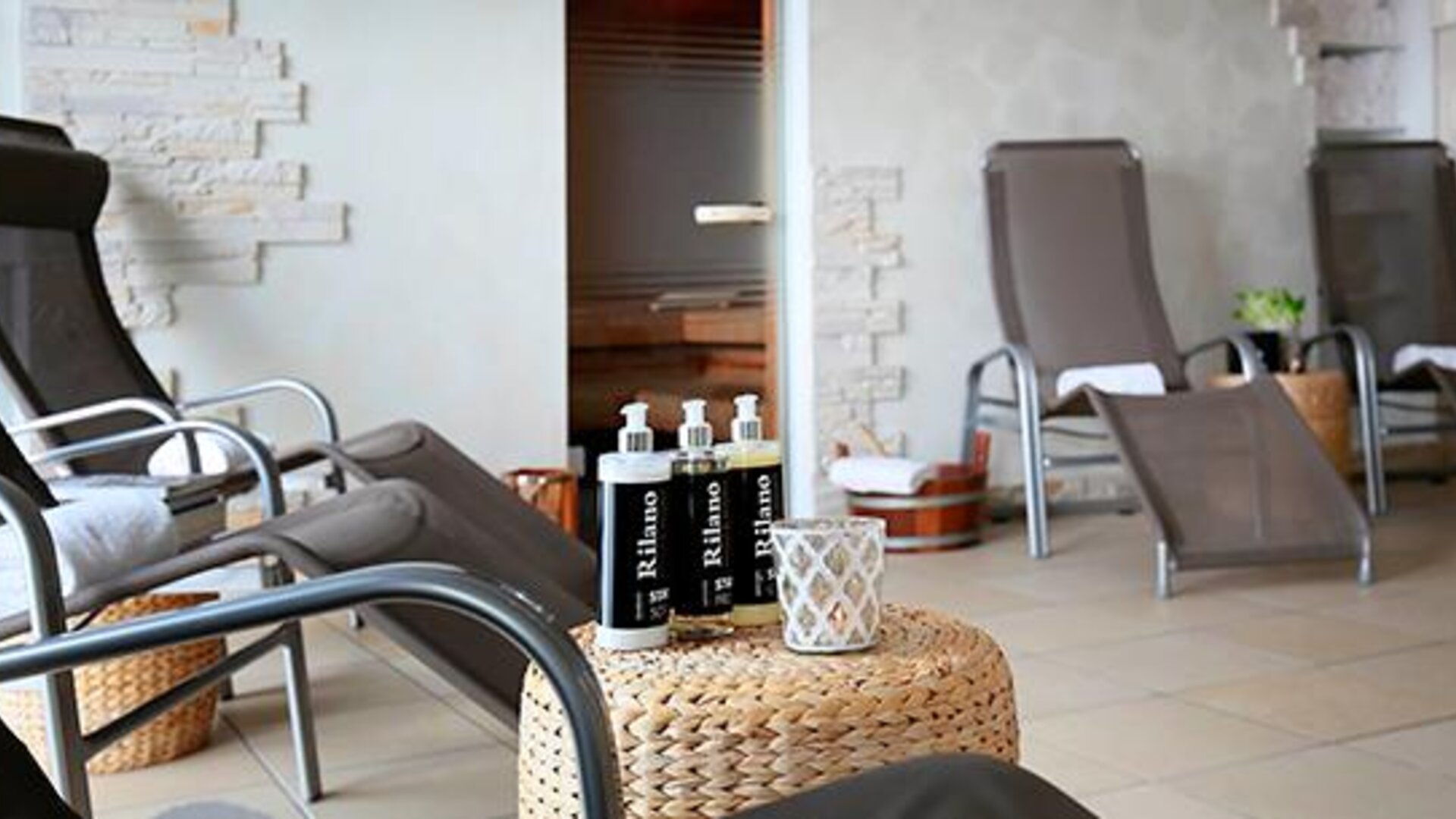 Elaya hotel hamburg finkenwerder