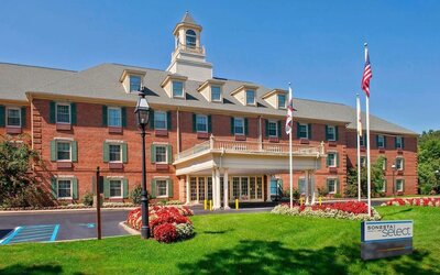 Hotel exterior at Sonesta Select Tinton Falls Eatontown.