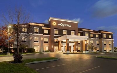 Parking available at La Quinta Inn & Suites By Wyndham Lackawanna.