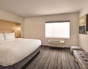 Day use room at Radisson Hotel Atlanta Airport.