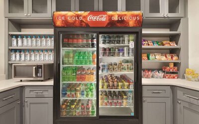 Snack bar at Radisson Hotel Atlanta Airport.