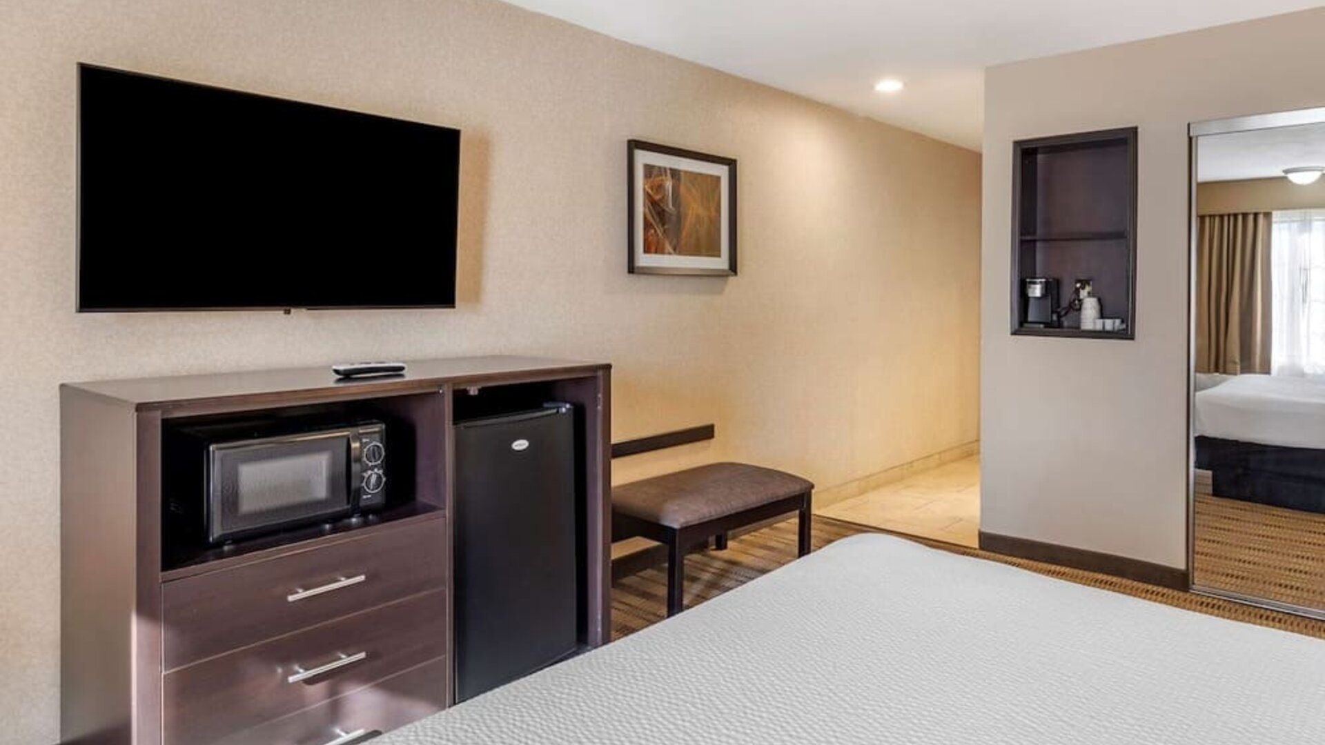 Day use room at Best Western Country Inn Temecula.
