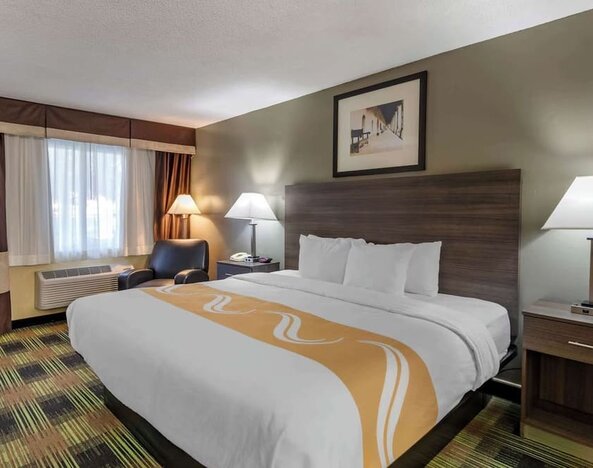 Day use room at Quality Inn On Historic Route 66.