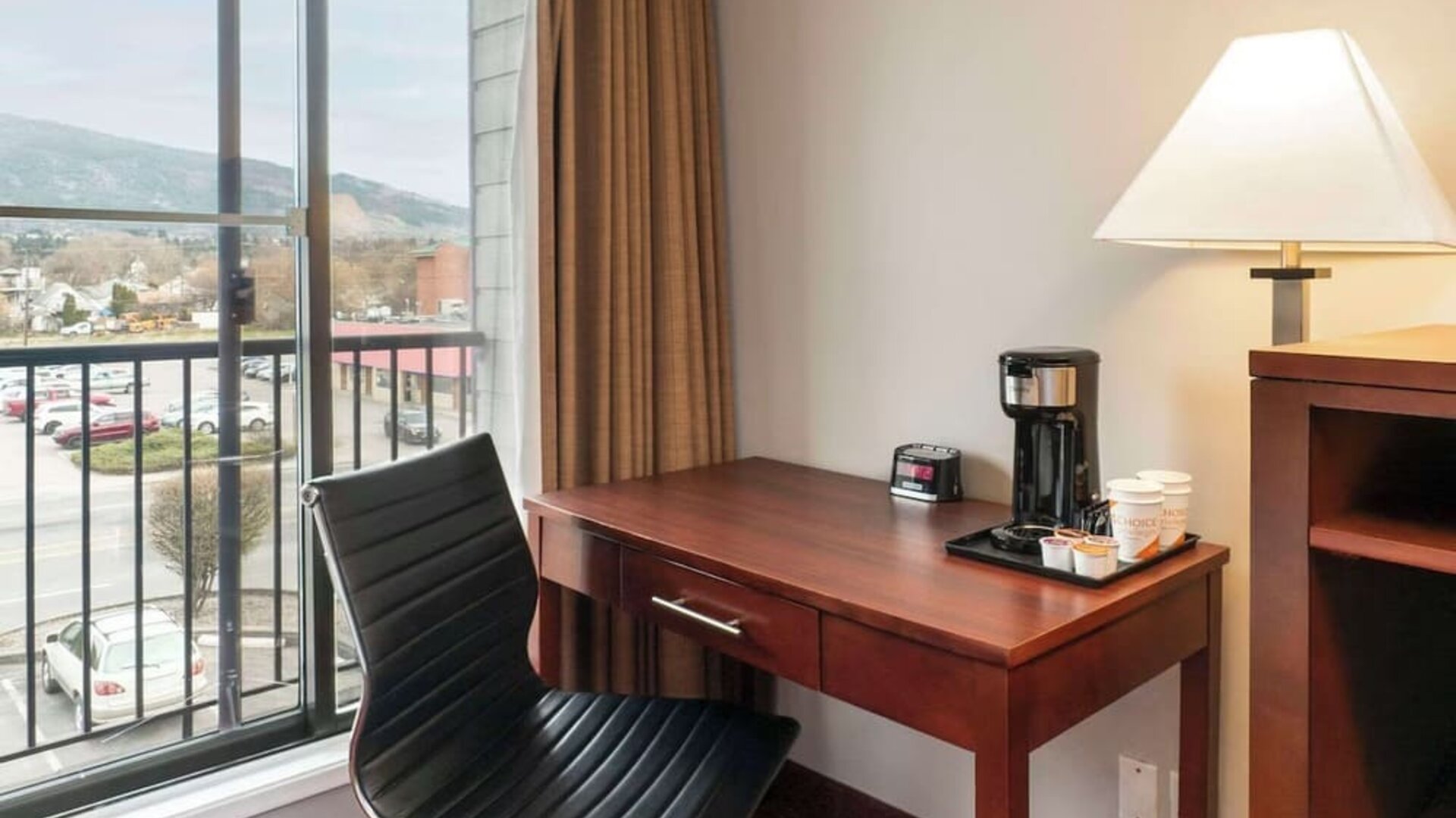 Work desk at Quality Inn & Suites Vernon.