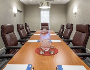 Meeting room at Holiday Inn Express Atlanta Airport - College Park By IHG.