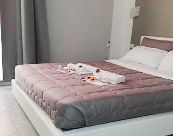 Elide Garden - Giorni a Roma