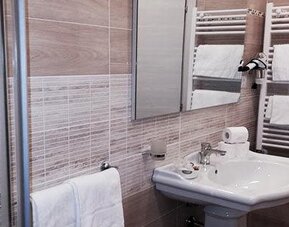 Elide Garden - Giorni a Roma