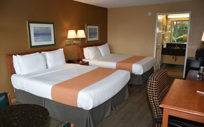 Day use room at Ontario Airport Inn.