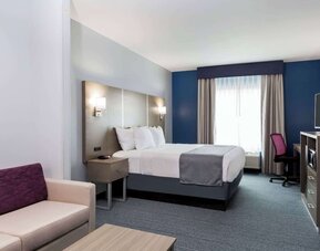 Day use room at Days Inn & Suites By Wyndham Houston NW Cypress.