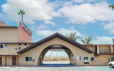 Hotel exterior at Hyland Inn Near Legoland.