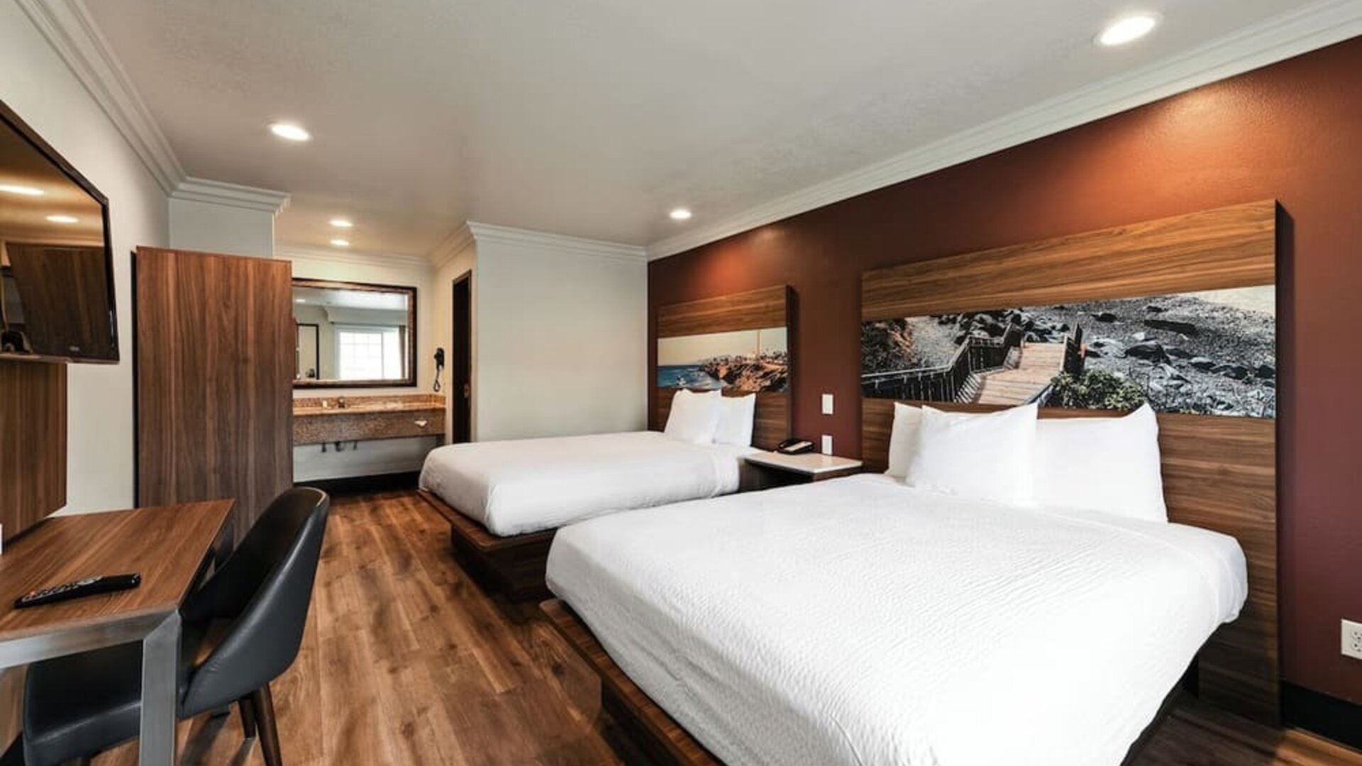 Day use room at Hyland Inn Near Legoland.