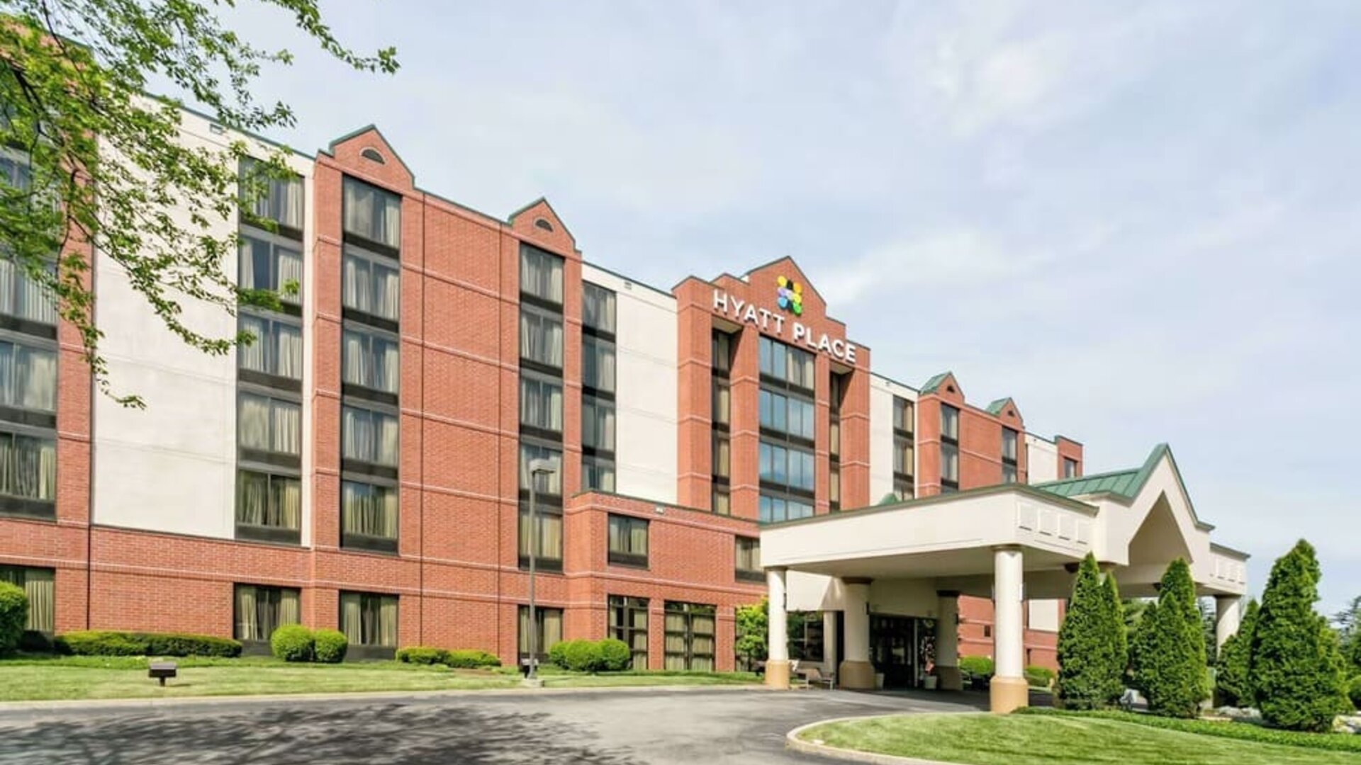 Hotel exterior at Hyatt Place Nashville/Franklin/Cool Springs.