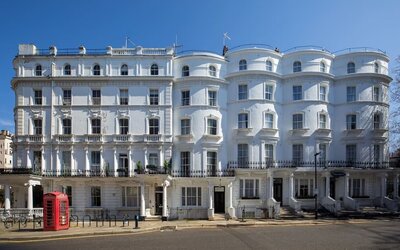Hotel exterior at The Chapter Hotels - J Hyde Park.