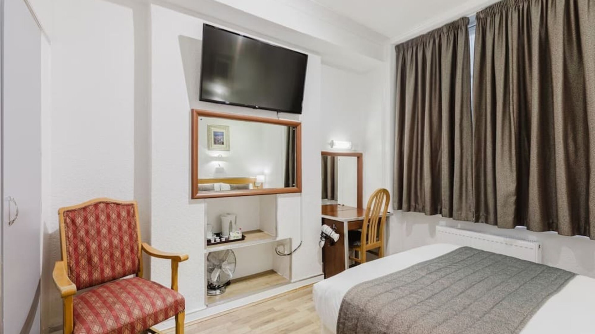 Day use room at The Chapter Hotels - Falcon Hotel.