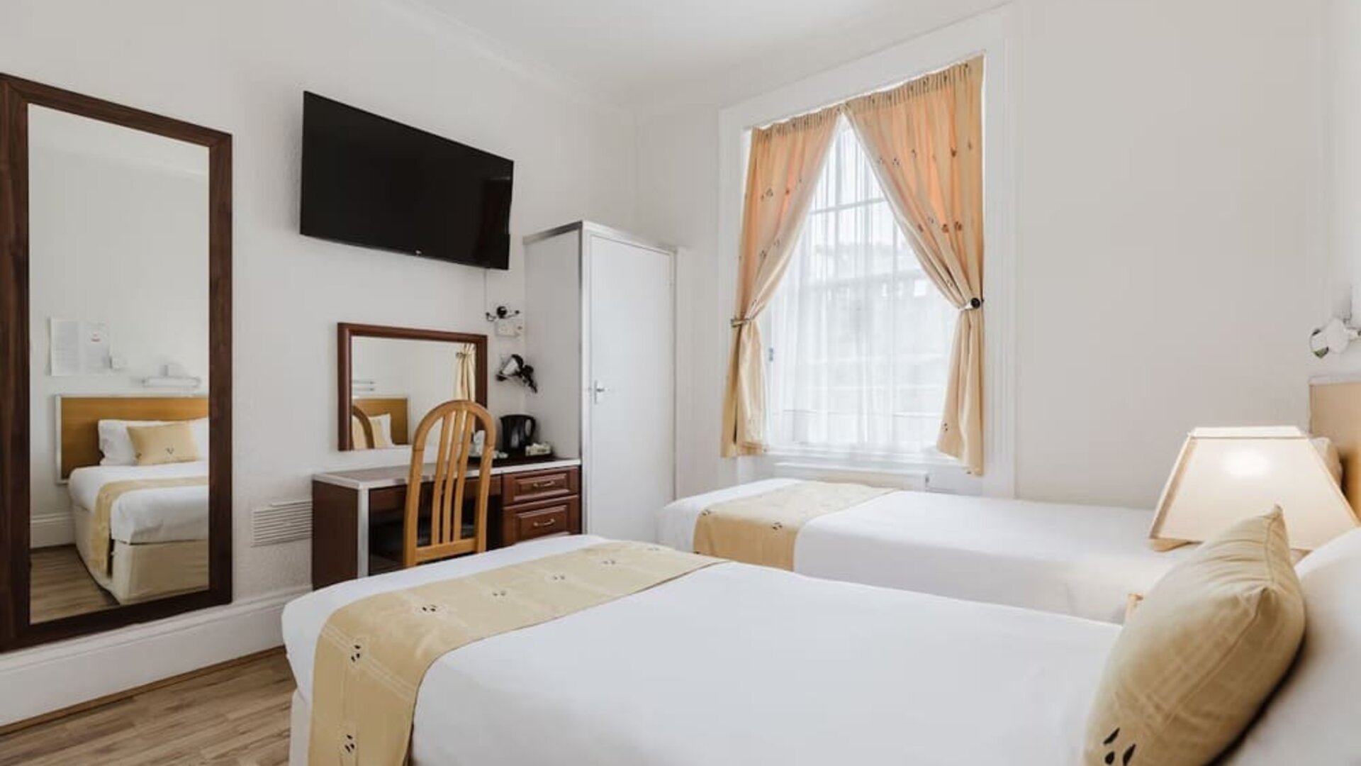 Day use room at The Chapter Hotels - Falcon Hotel.