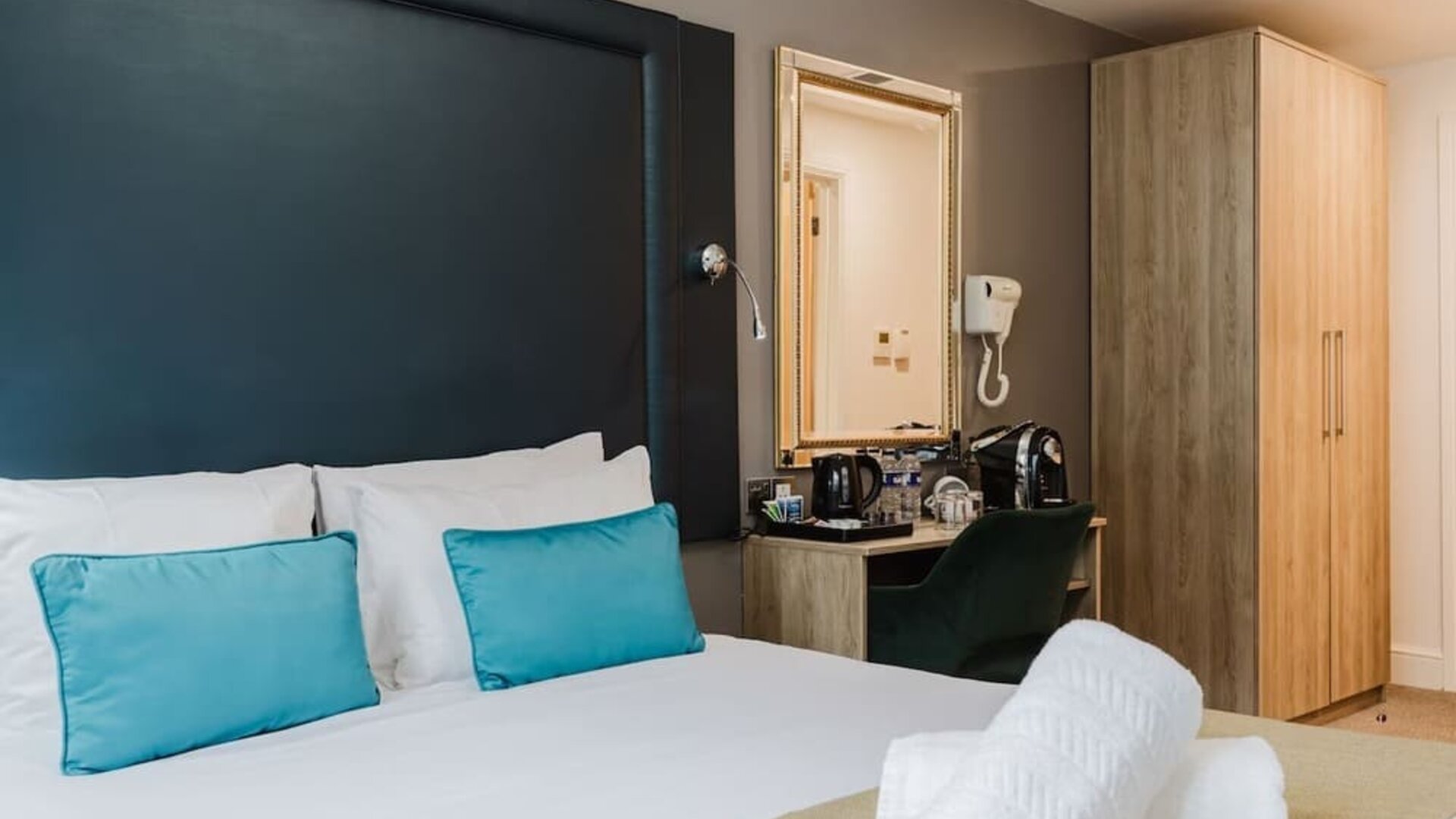 Day use room at The Chapter Hotels - London Hyde Park.