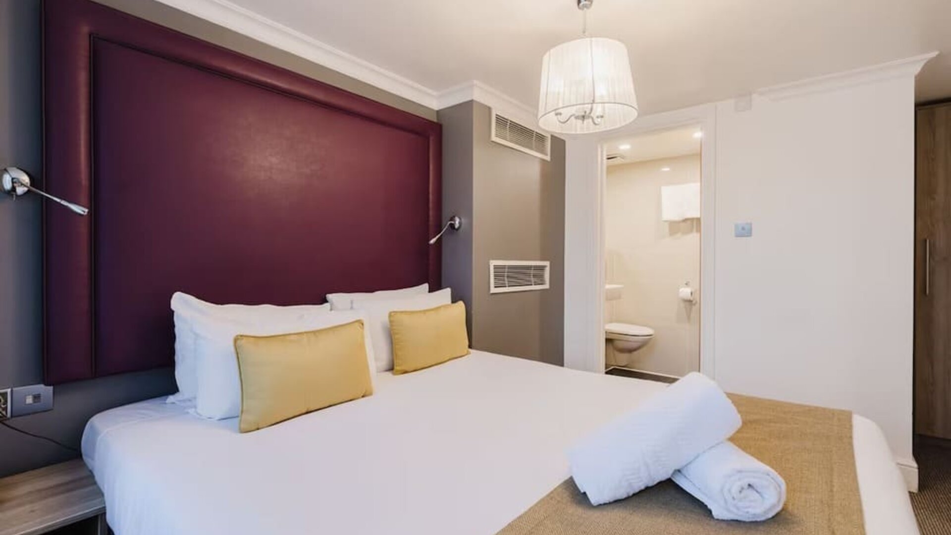 Day use room at The Chapter Hotels - London Hyde Park.