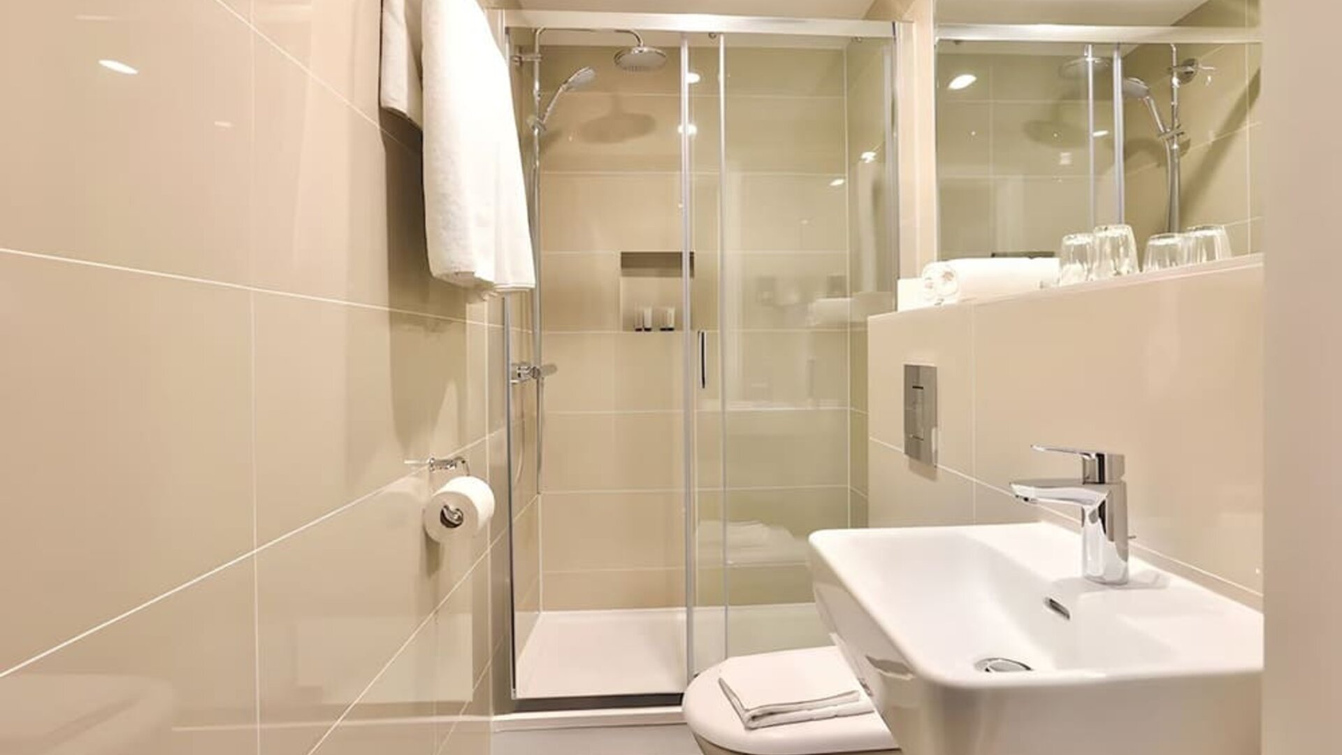 Bathroom at The Chapter Hotels - London Hyde Park.