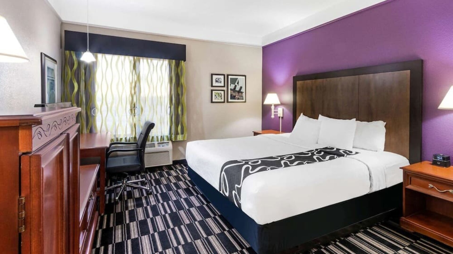 Day use room at La Quinta Inn & Suites By Wyndham Roswell.