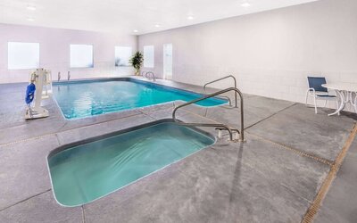 Indoor pool at La Quinta Inn & Suites By Wyndham Roswell.